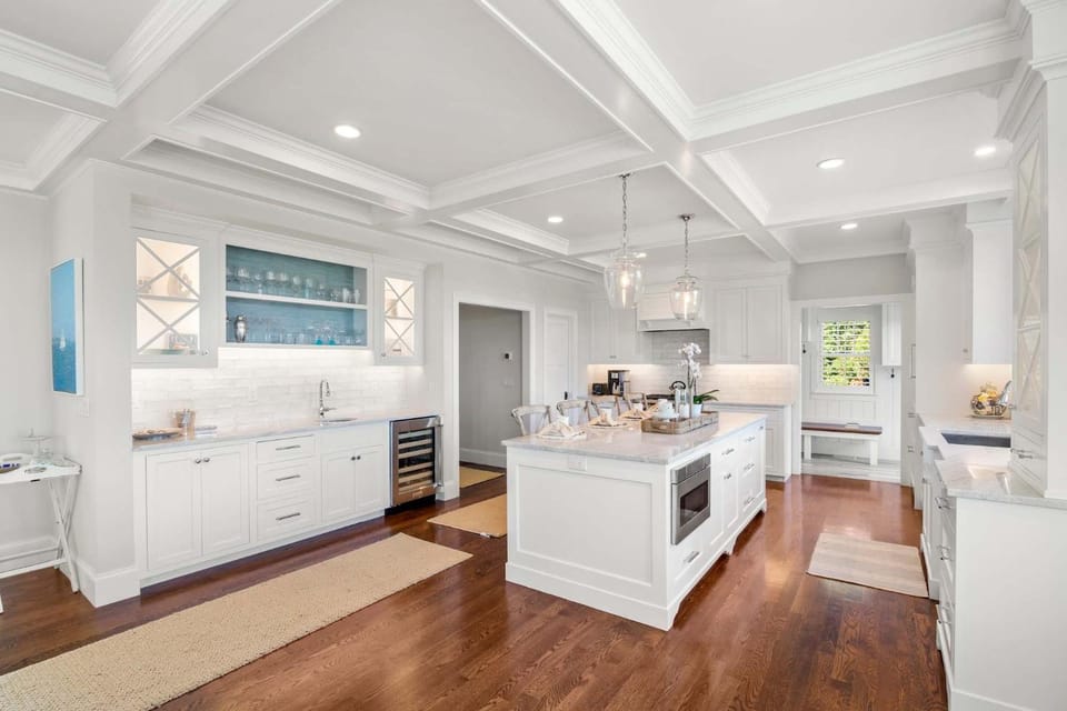 Luxury Home with Pool Hot Tub & Water View House in Chatham