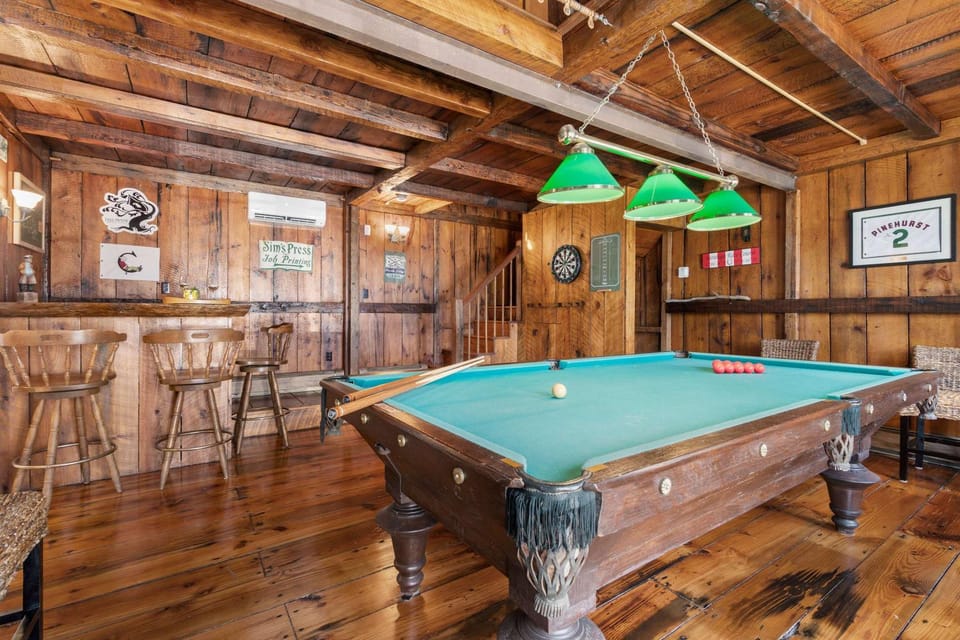 Pool Hot Tub Theater Room Water Views and more House in Chatham