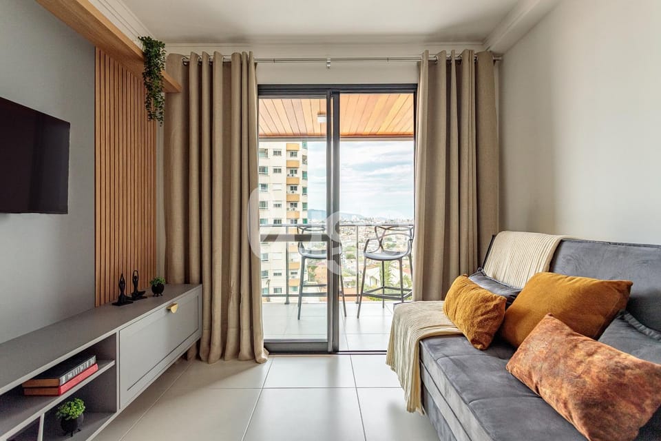 LUGA: Studio with leisure and great location Apartment in São José