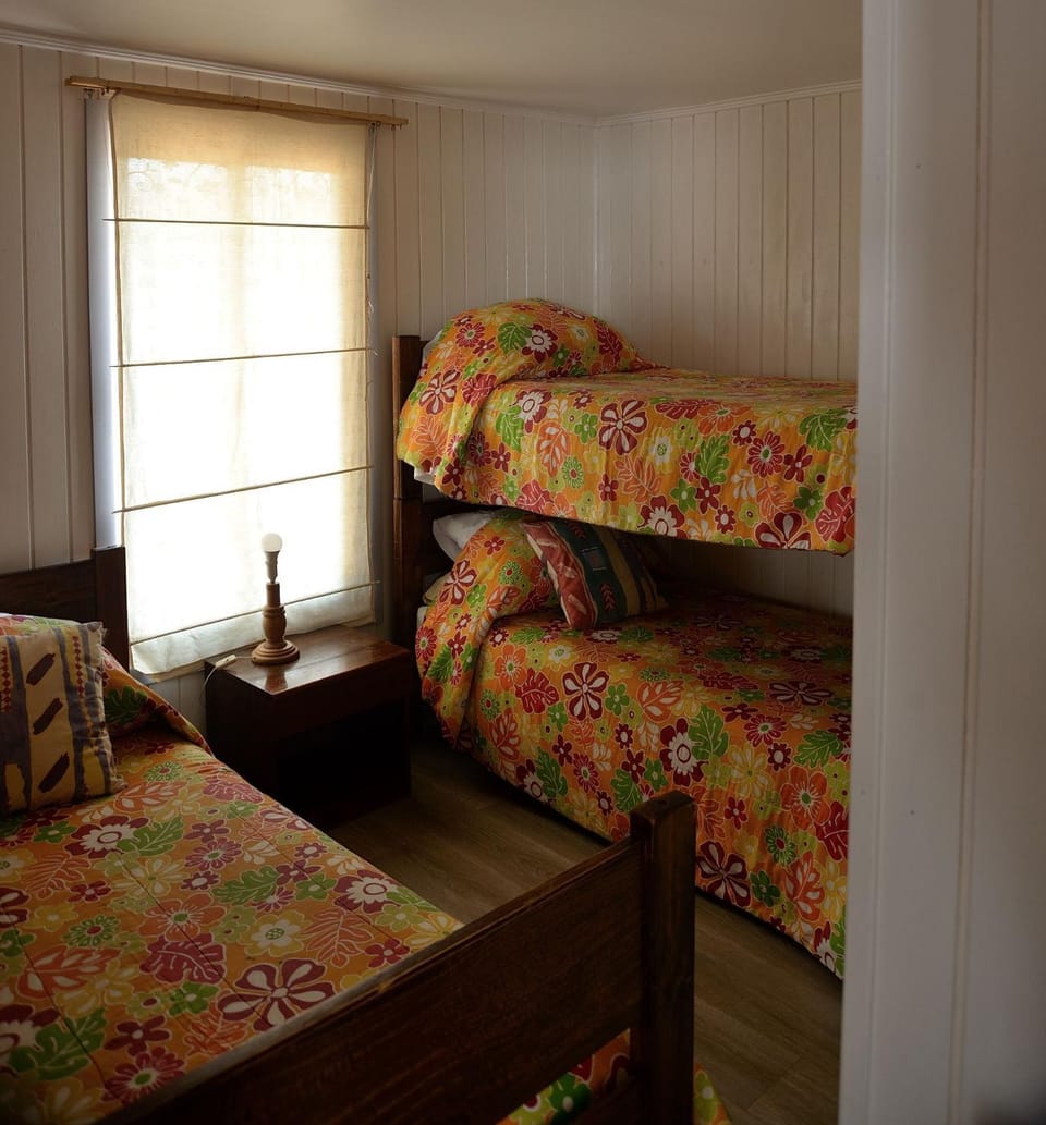 Bed, Bedroom, bunk bed