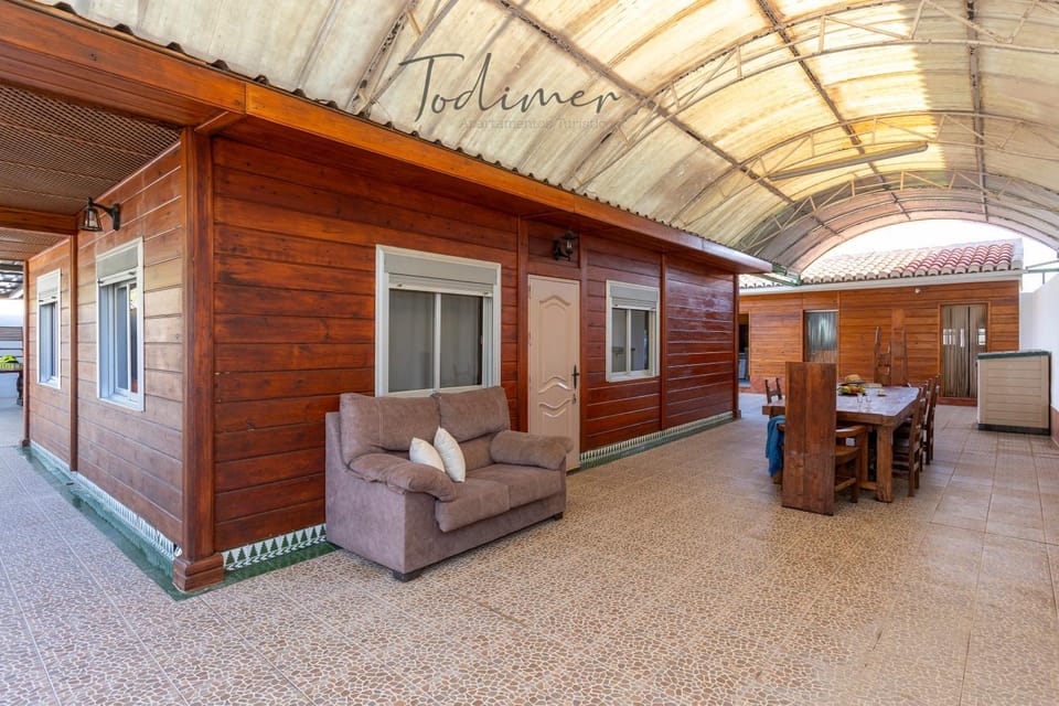 Todimer casa roble House in Costa Tropical
