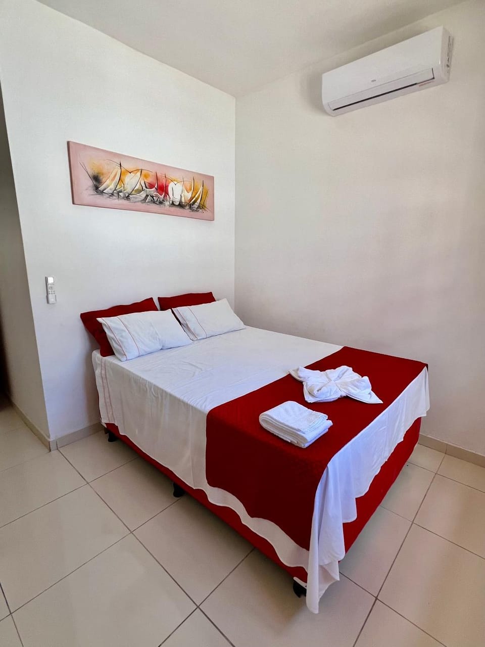 Bedroom, air conditioner