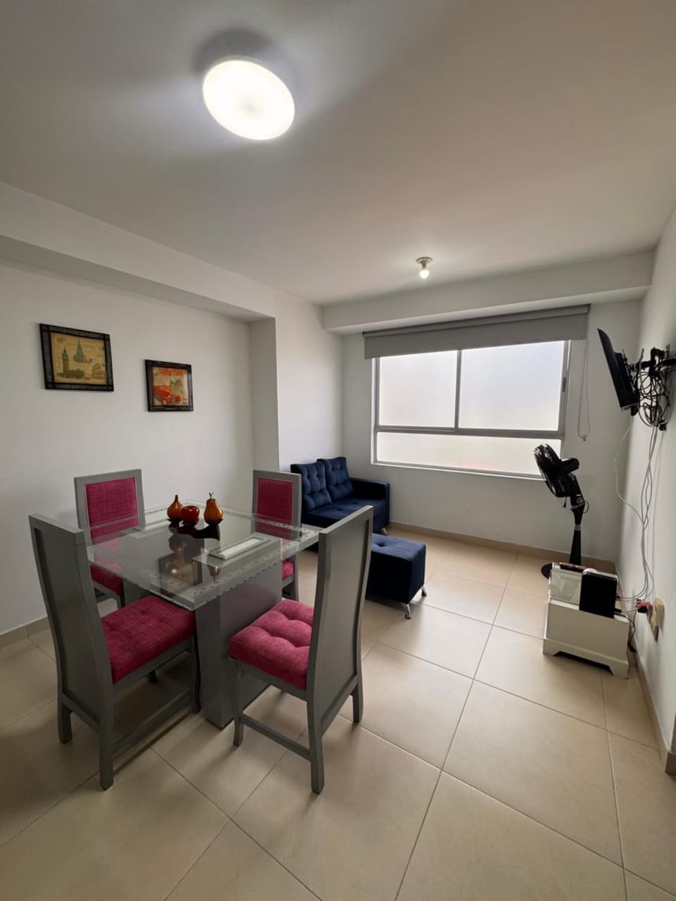 TV and multimedia, Living room, Seating area