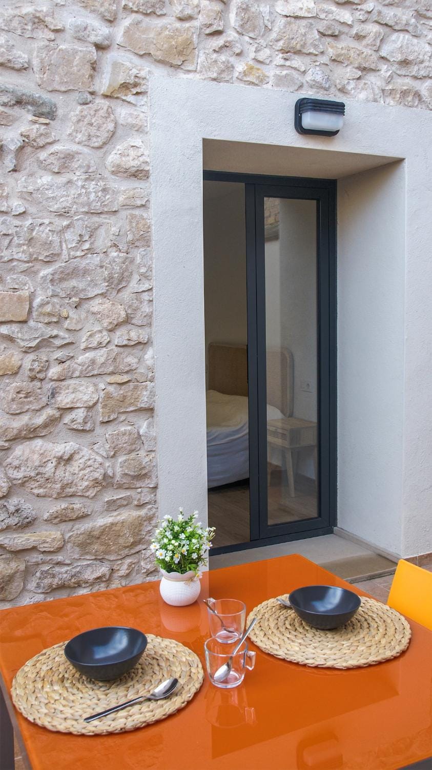 Cal Perot Apartamento turístico en Les Borges Blanques Apartment in Catalonia