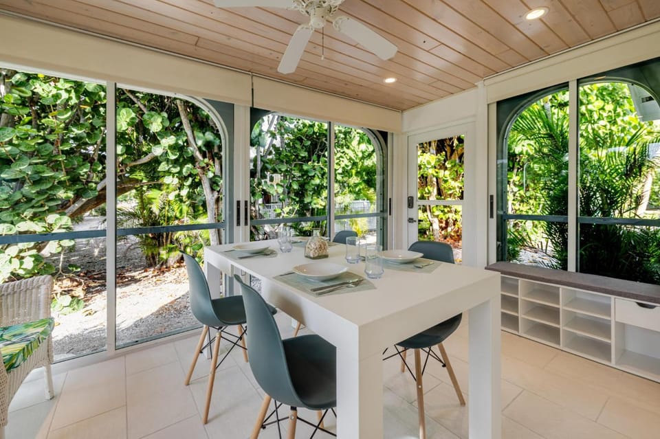 Casa Blanca 2 House in Sanibel Island