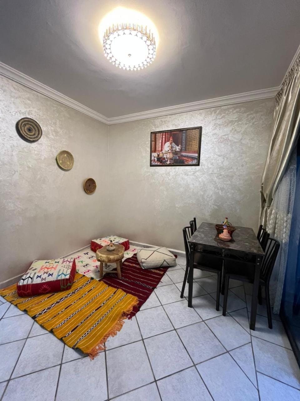 Living room, Seating area