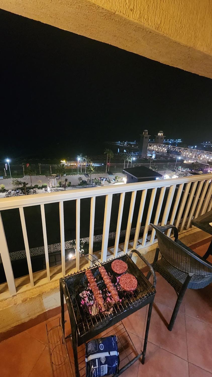 Patio, Night, BBQ facilities, View (from property/room), Balcony/Terrace, Living room, Seating area, Dining area