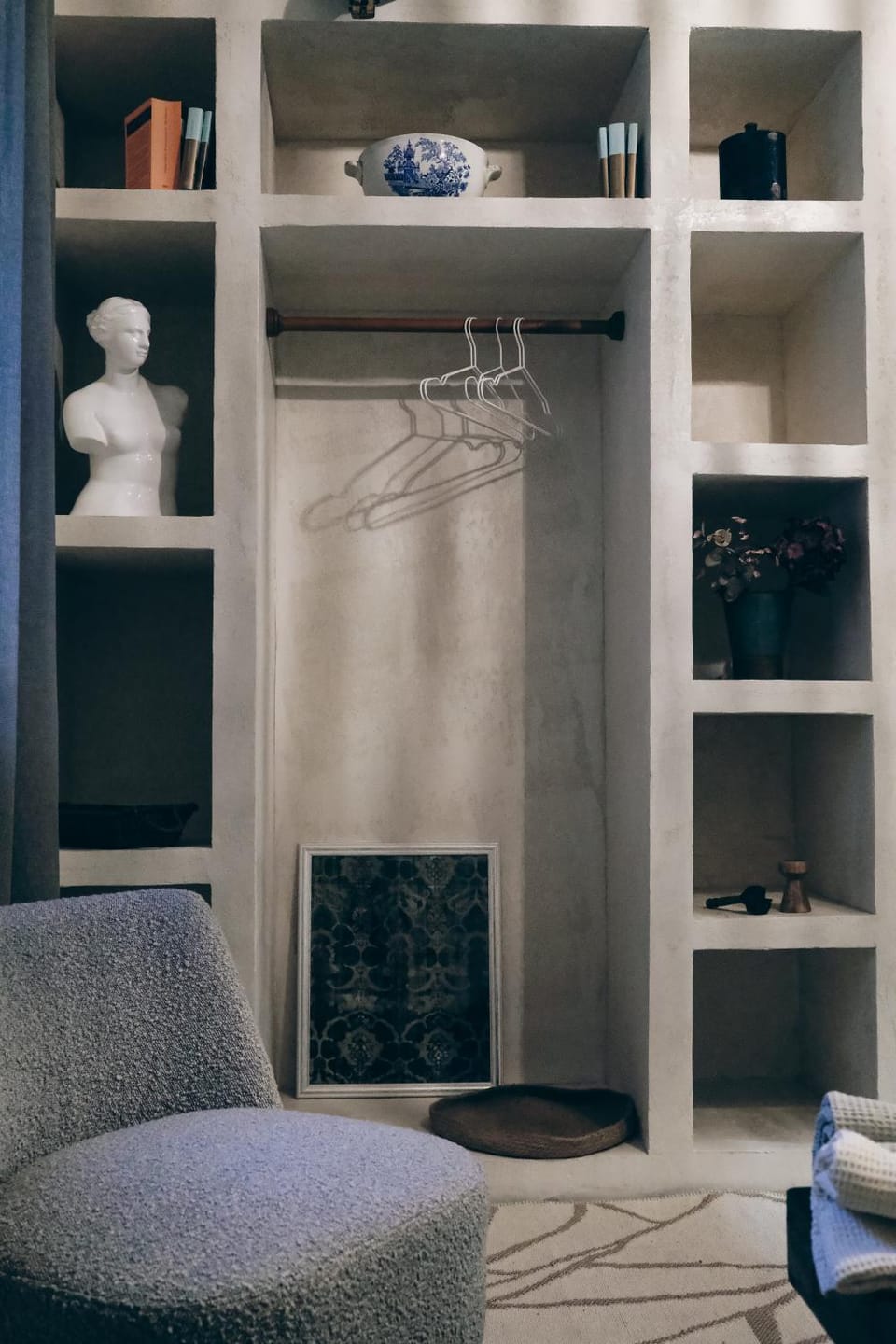 wardrobe