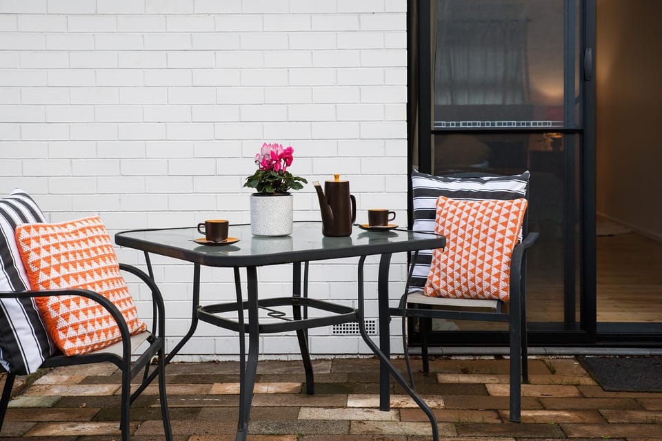 Patio, Seating area