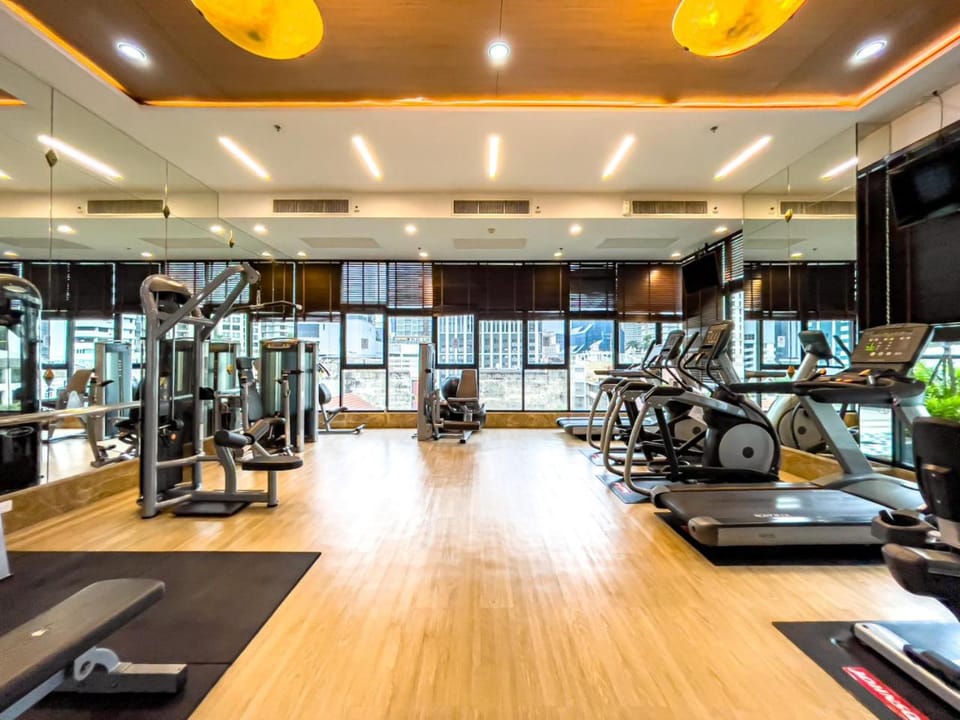 Near BTS l Large 85 sqm l Rooftop Pool l Sontana House in Bangkok