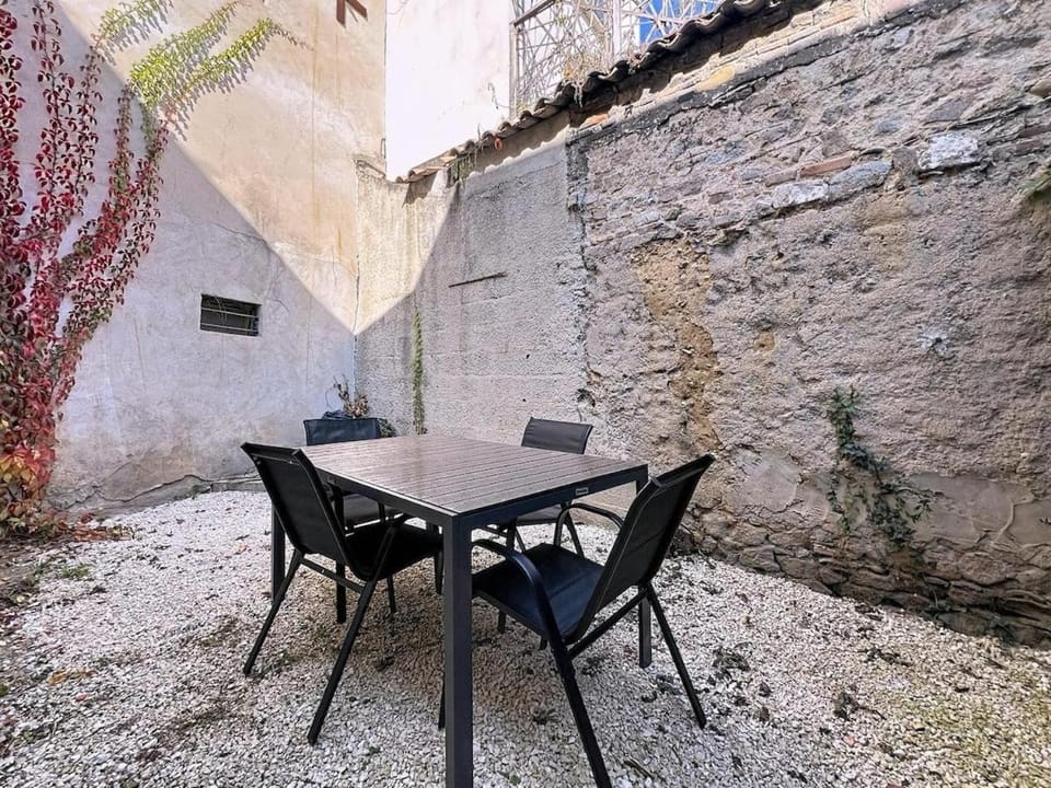 Charmant T2 Oullins centre avec terrasse Apartment in Lyon