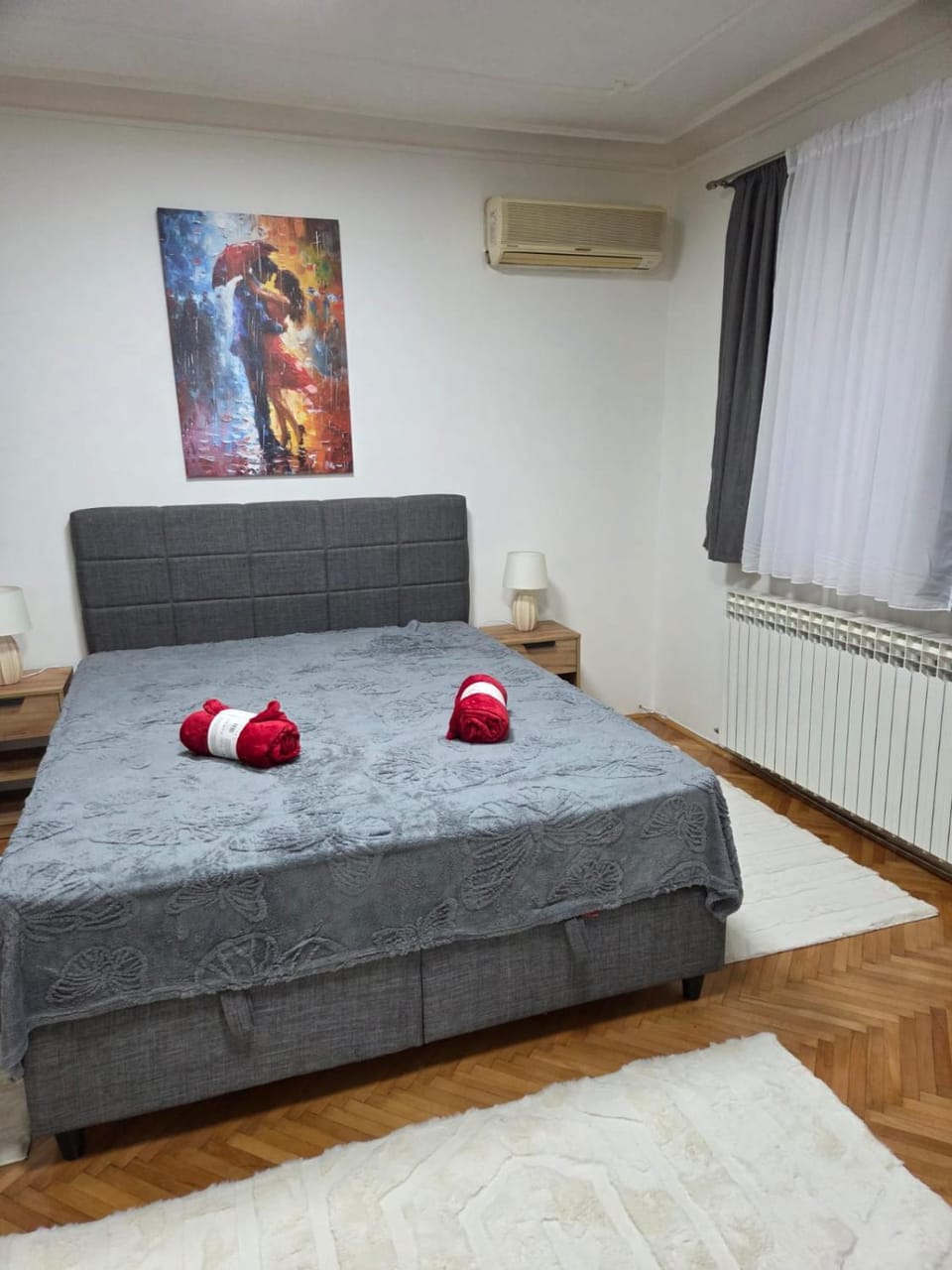 Bed, Bedroom, air conditioner