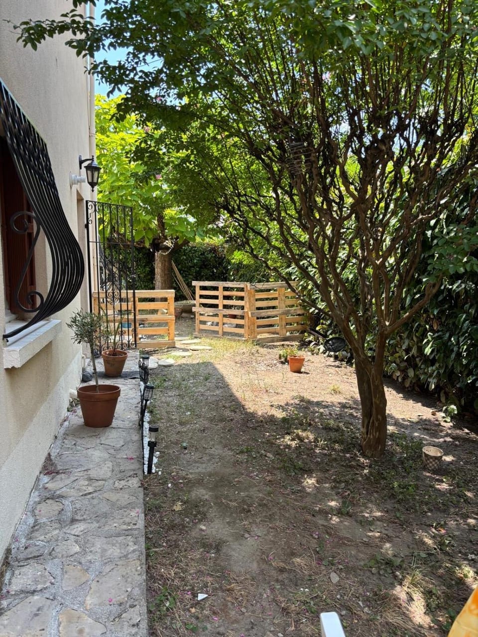 Logement Chaleureux et Discret Apartment in Alès