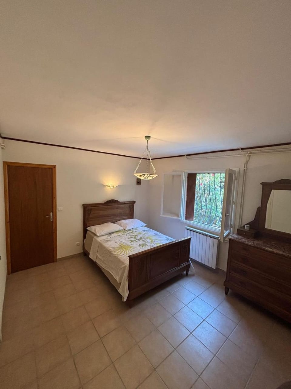 Logement Chaleureux et Discret Apartment in Alès