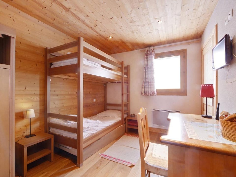 Spacieux appartement 96 m² à Flaine Hameau avec piscine et parking - FR-1-687-119 Apartment in Arâches-la-Frasse