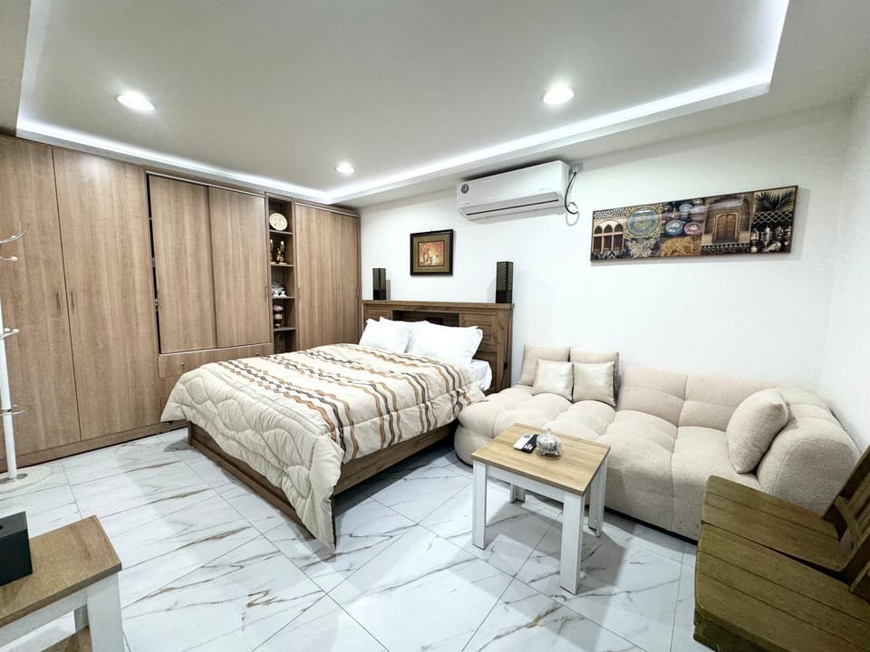 Private Room with Kitchen & Bathroom 11 Apartment in Abu Dhabi