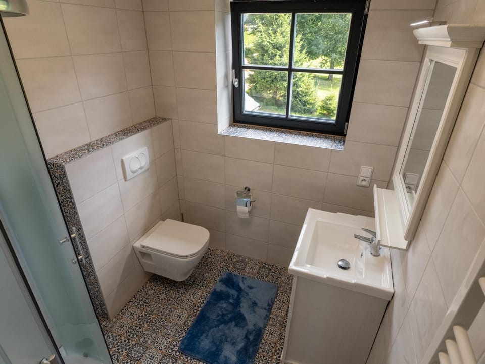 Toilet, Bathroom