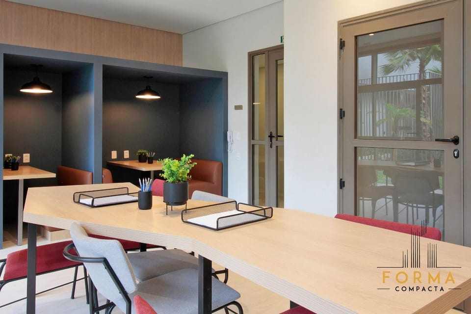 Meeting/conference room