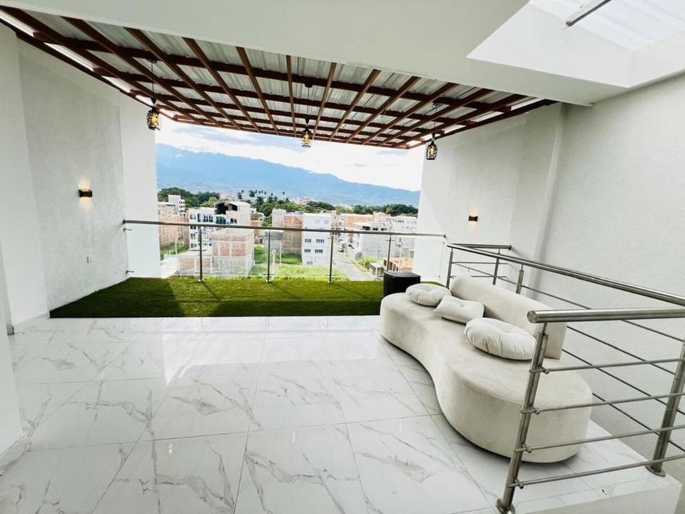 Penthouse Duplex Apartment en Cali, Ciudad 2000 Apartment in Cali