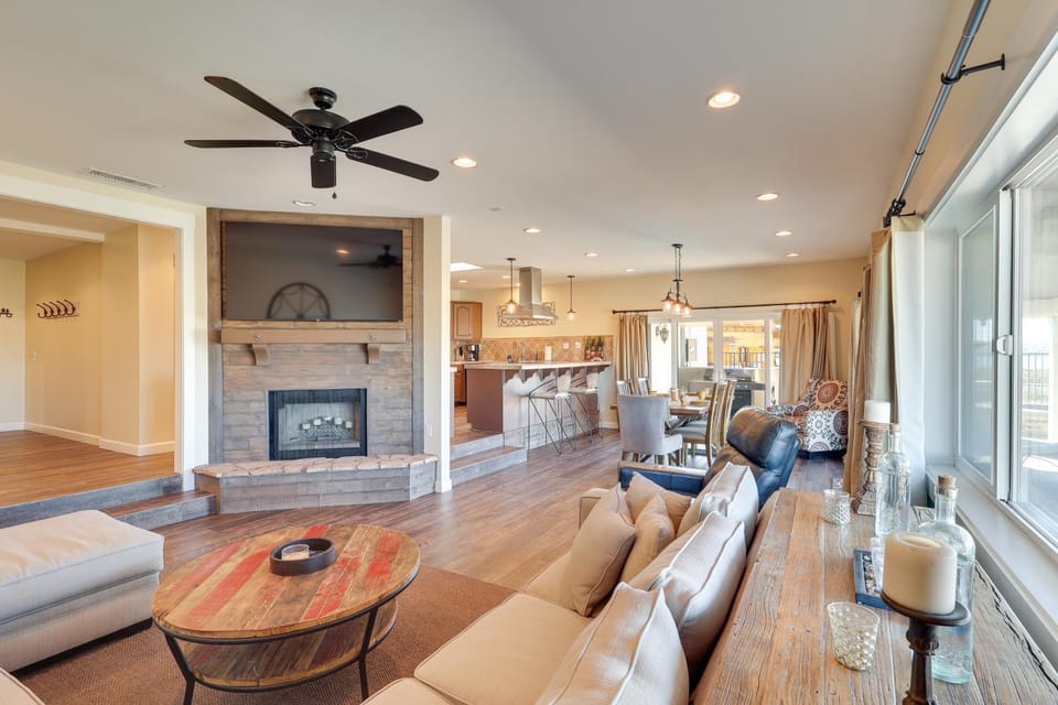 Enjoy Million-Dollar Views! Lake Havasu City Home House in Lake Havasu City