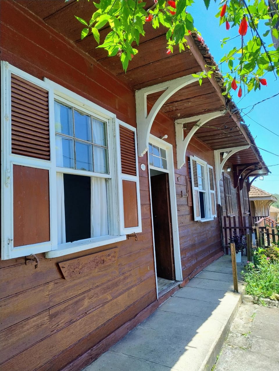 Property building, Street view