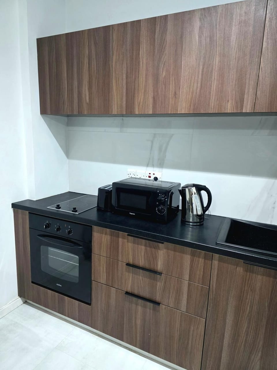 5mins from the beach,10mins from LC airport Aurelia Suite Apartment in Larnaca