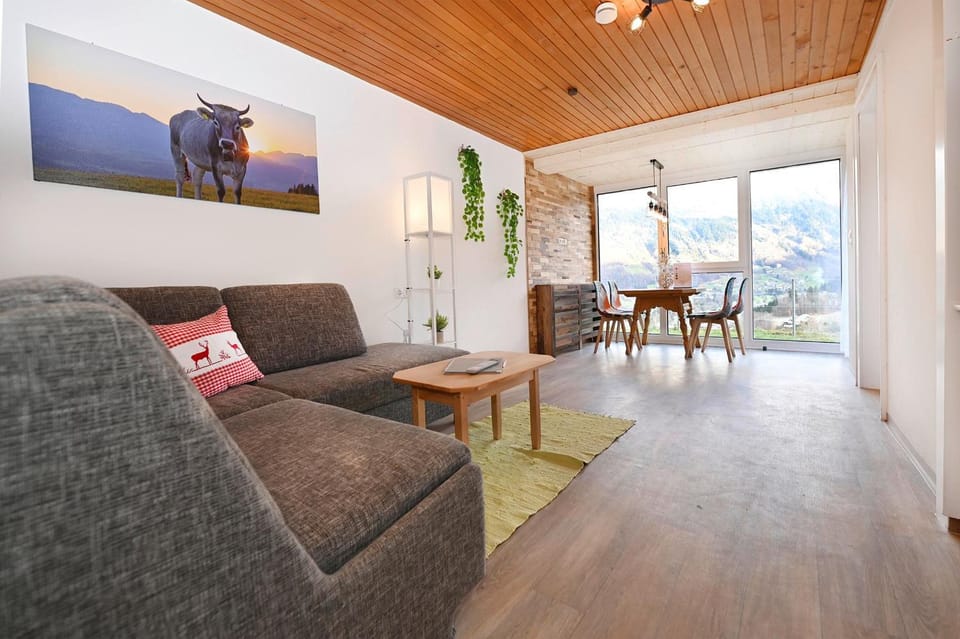 Living room, Seating area, Diving, Mountain view