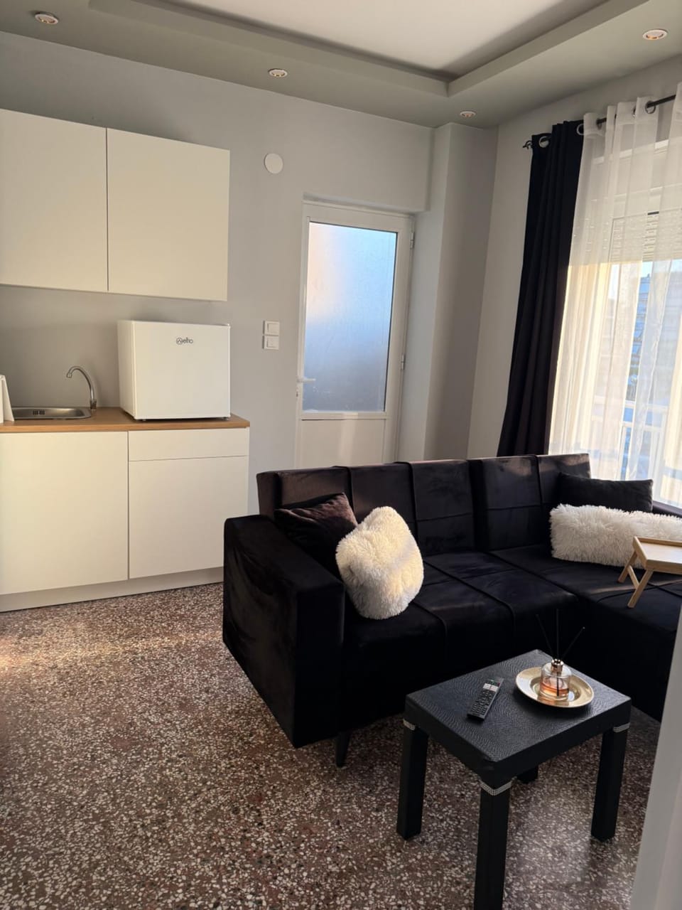 Cozy Central Home with Balcony Apartment in Alexandroupoli