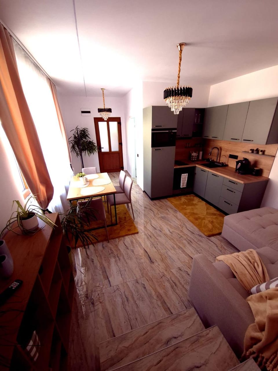 Kitchen or kitchenette, Living room, Photo of the whole room, Seating area, minibar, stove