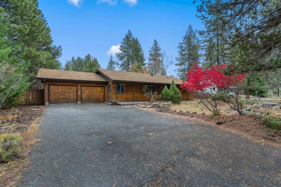 Diamond Retreat in Bend House in Bend
