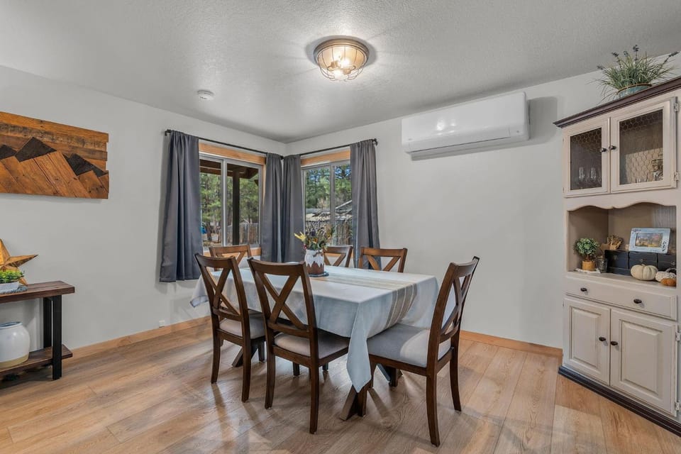 Diamond Retreat in Bend House in Bend