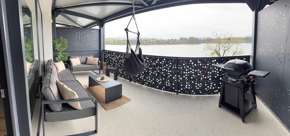 Property building, Balcony/Terrace