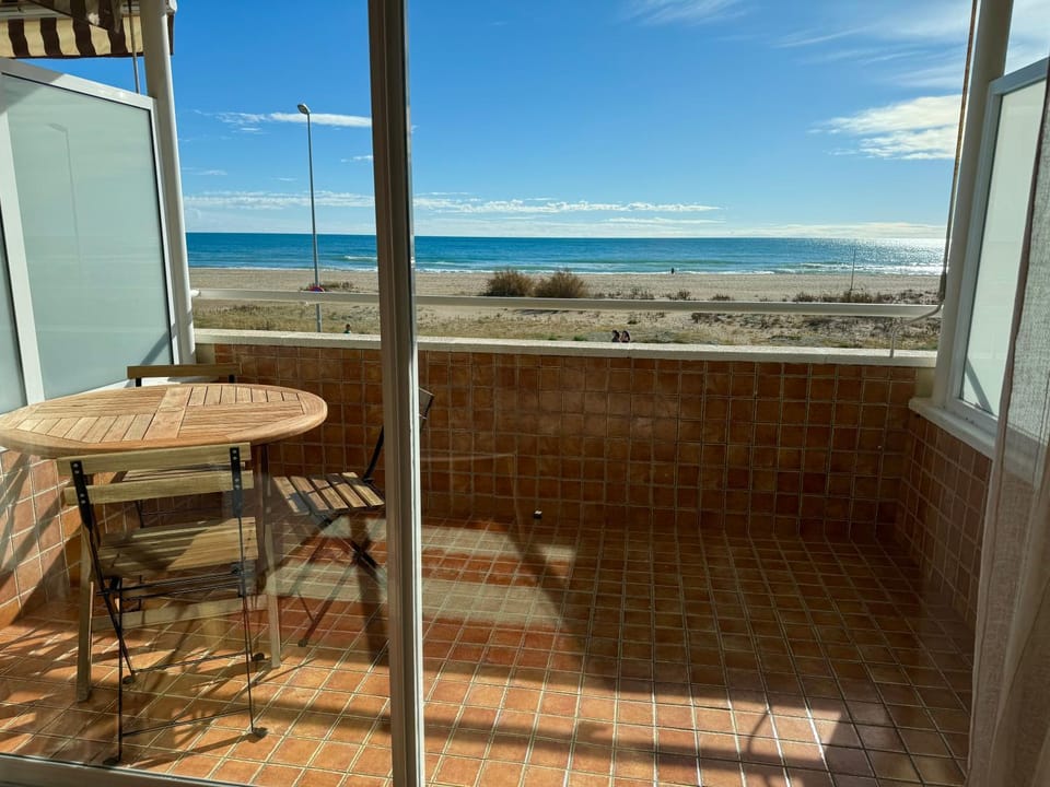 Natural landscape, View (from property/room), Balcony/Terrace, Beach, Sea view