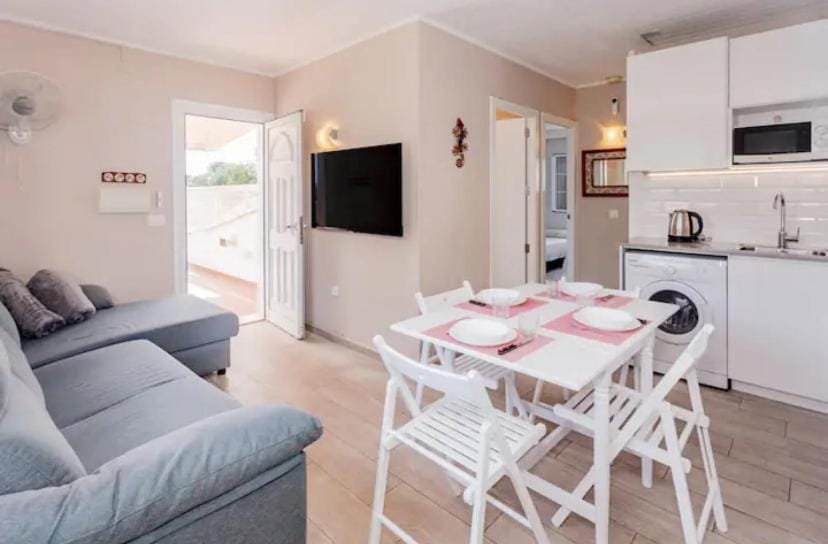 Precioso Apartamento Bon Respos 8 Apartment in Cala en Bosc