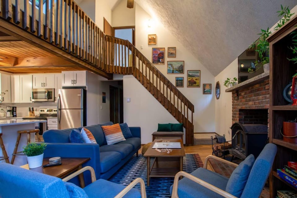 Living room, Photo of the whole room, Seating area