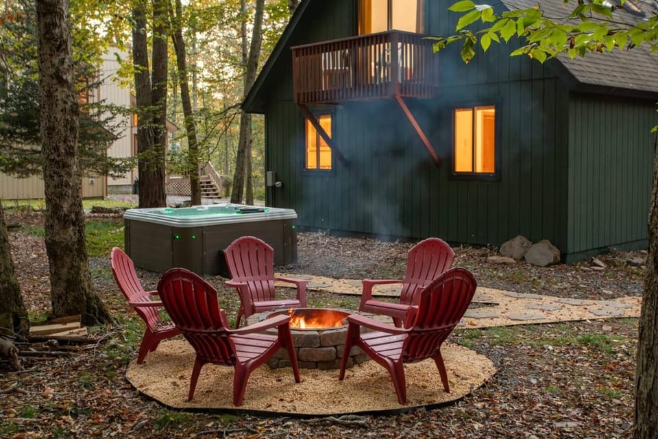 Natural landscape, Activities, BBQ facilities, Balcony/Terrace, fireplace