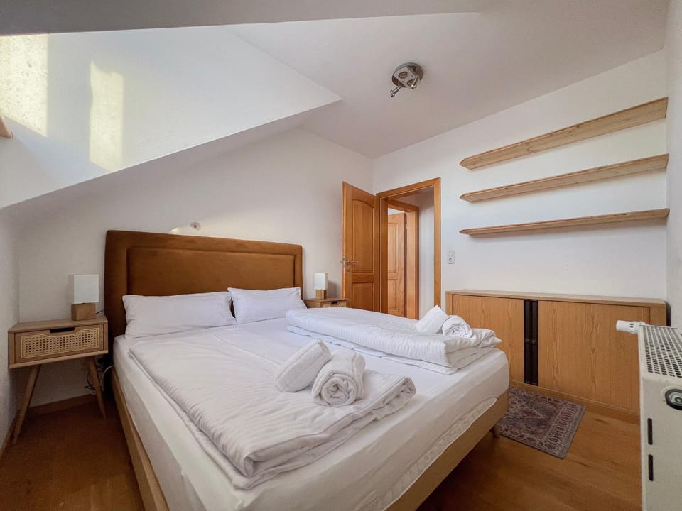 Bed, Photo of the whole room, Bedroom, towels, wardrobe