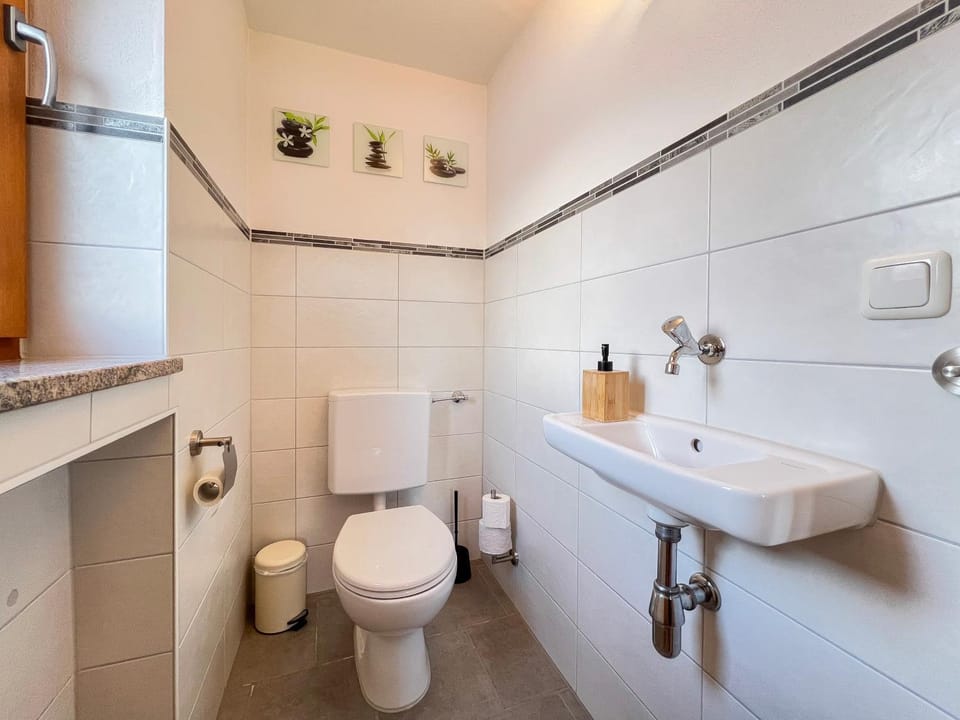 Shower, Toilet, Bathroom, Bath, bidet