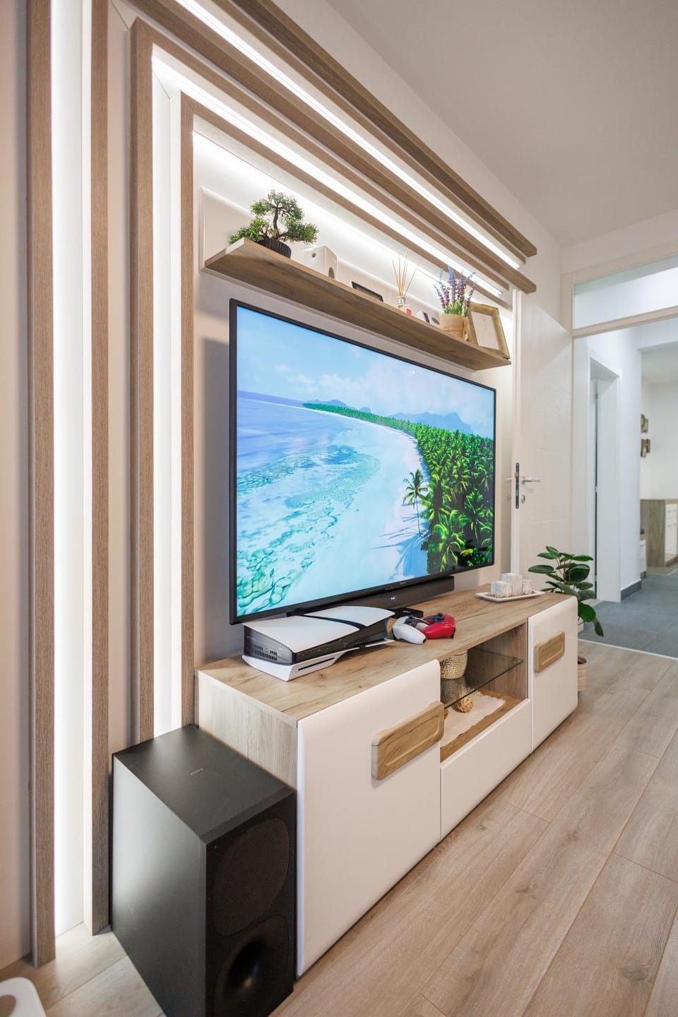 TV and multimedia, Living room