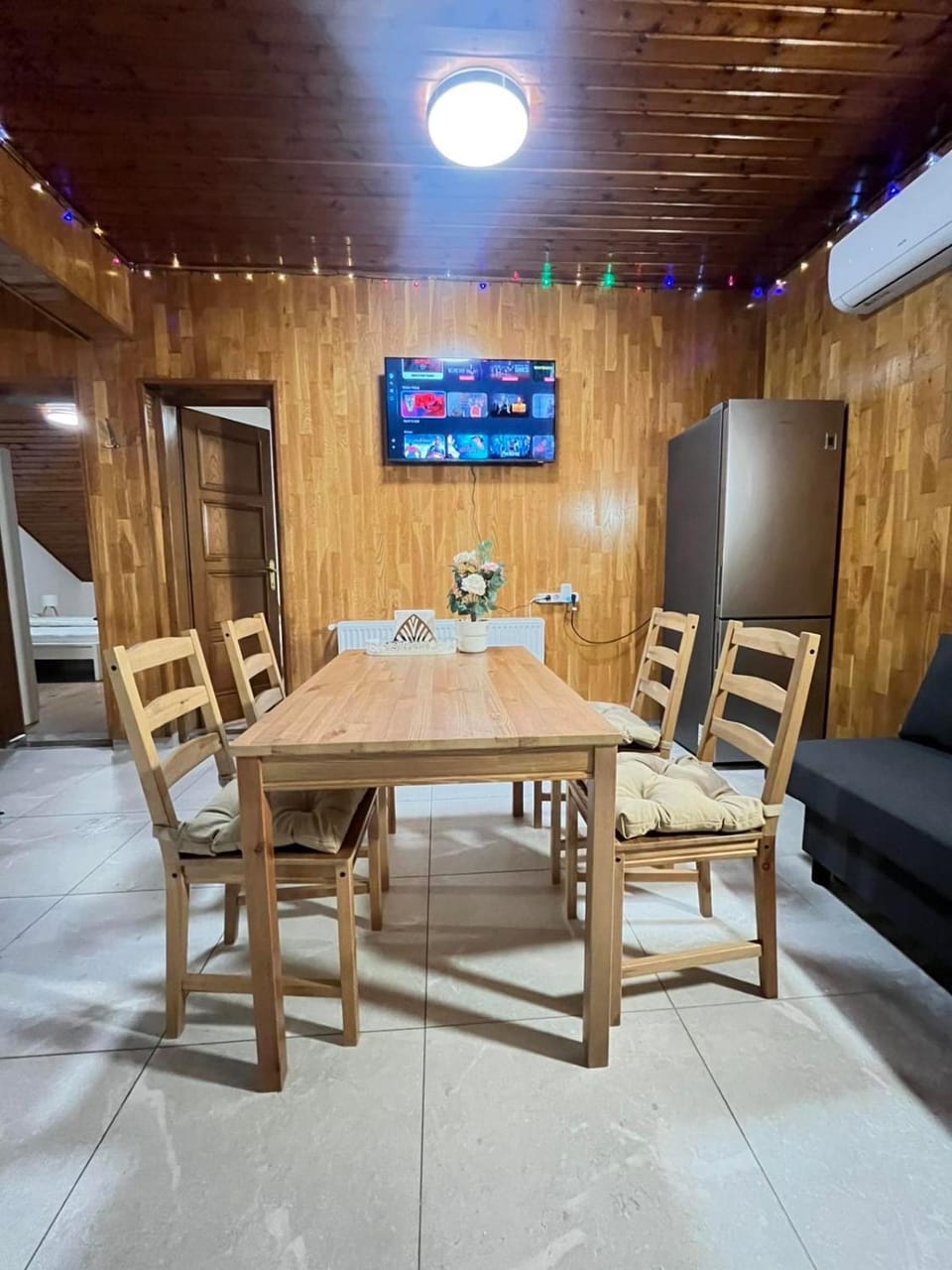 Leaf Song Apartment in Budapest