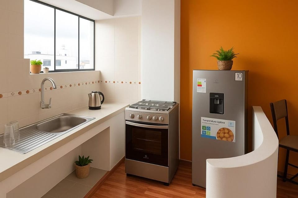 Kitchen or kitchenette