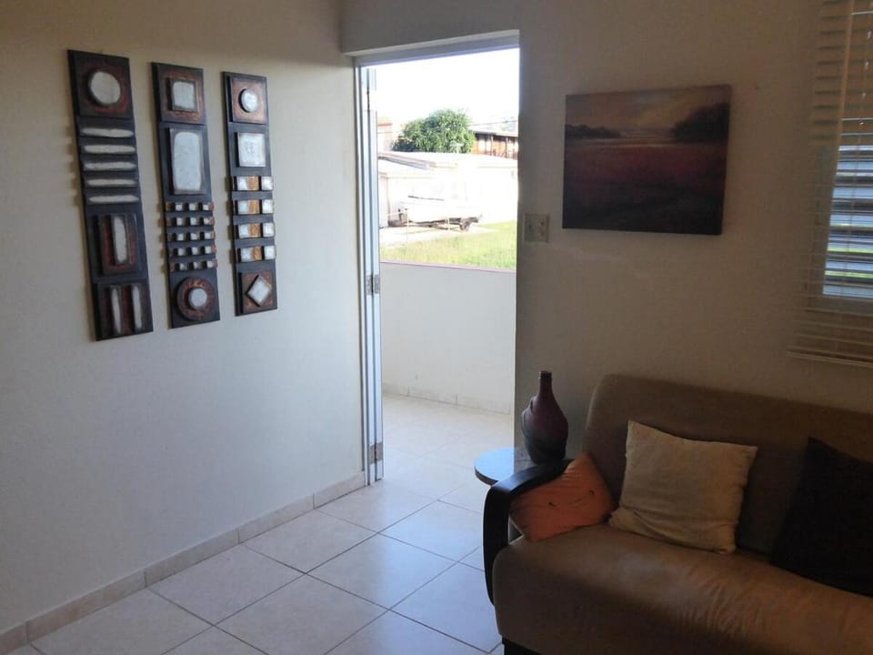 Casa Isla Azul, 4BR-3Ba-2Kit Wi-Fi, AC, Pool, Solar Power Boqueron Puerto Rico Walk to El Poblado Cabo Rojo House in Caribbean