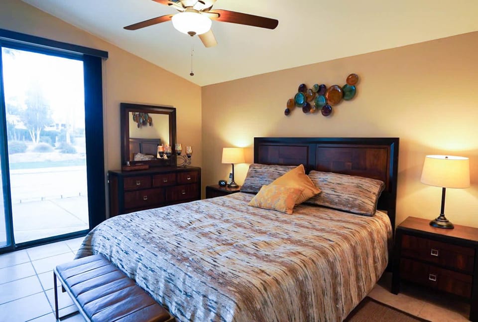 Stylish Condo with Golf Course Views House in Cathedral City