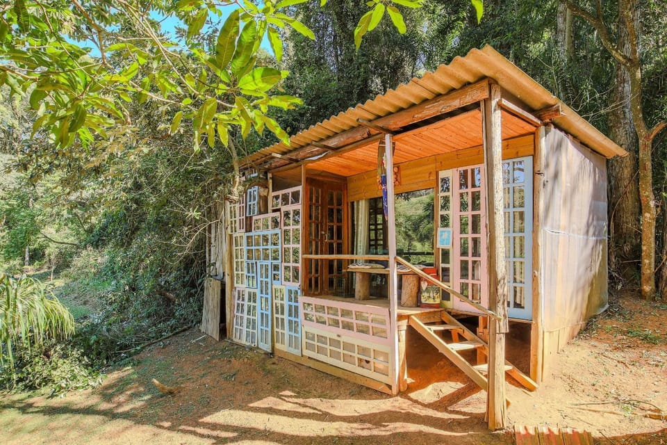 Quinta do Vale- Cabana dos Esquilos: Lago, Cascata House in Itatiba