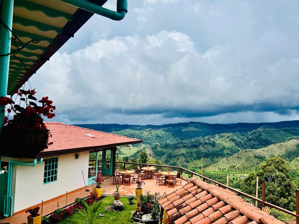 Natural landscape, View (from property/room), Balcony/Terrace, Mountain view