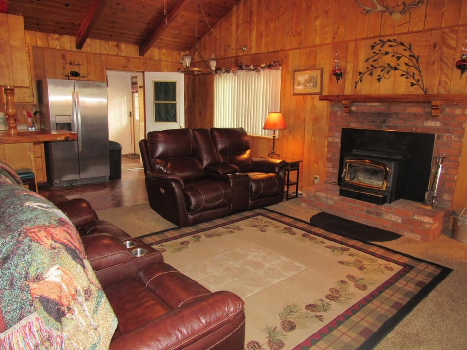 Living room, fireplace