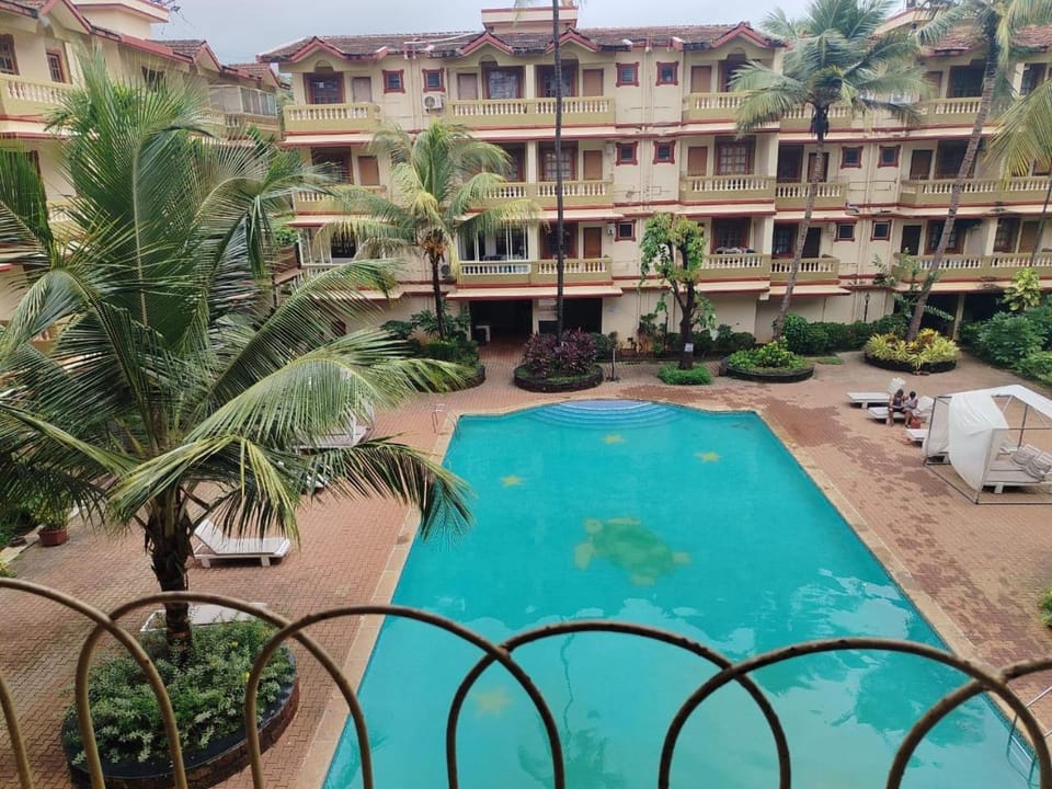 Balcony/Terrace, Pool view, Swimming pool
