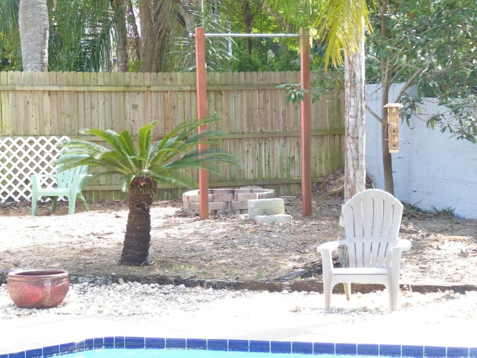 Perfecto Mundo 6, Orlando Area 4BR-2MB-3Bath Huge Pool, Ping Pong, Billiard, Disney Universal House in Altamonte Springs