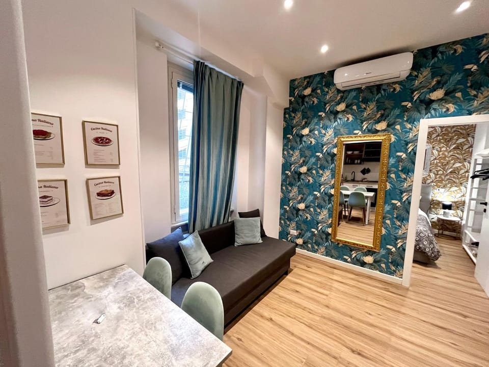 TV and multimedia, Living room, Lounge or bar, Seating area, heating