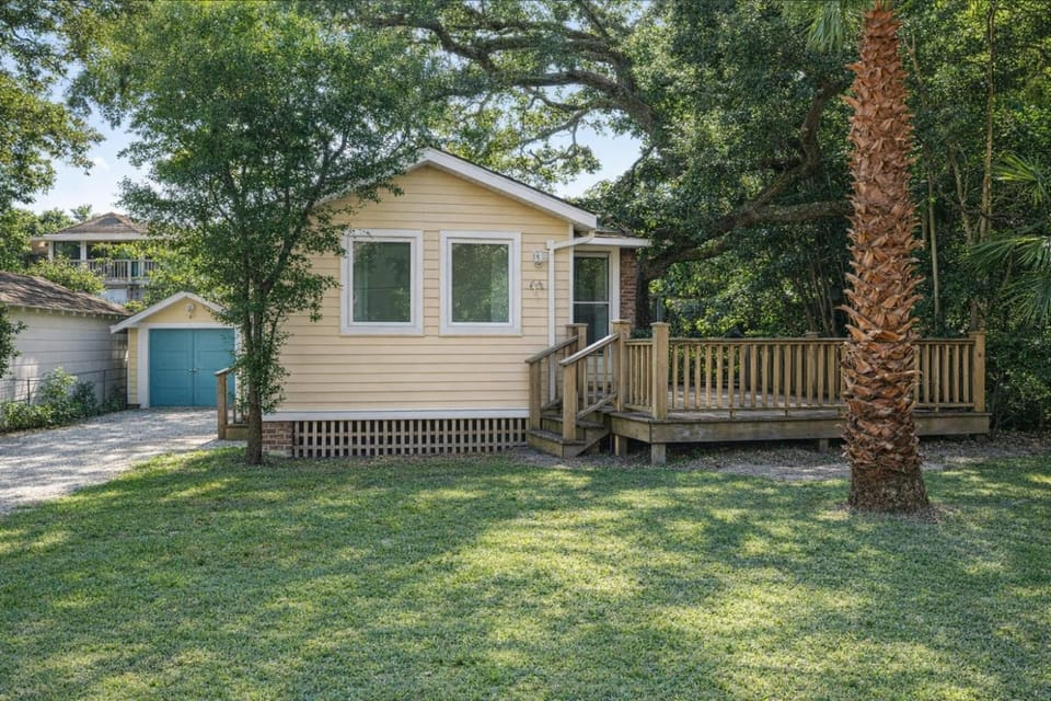 Tybee Island Sunrise House in Tybee Island